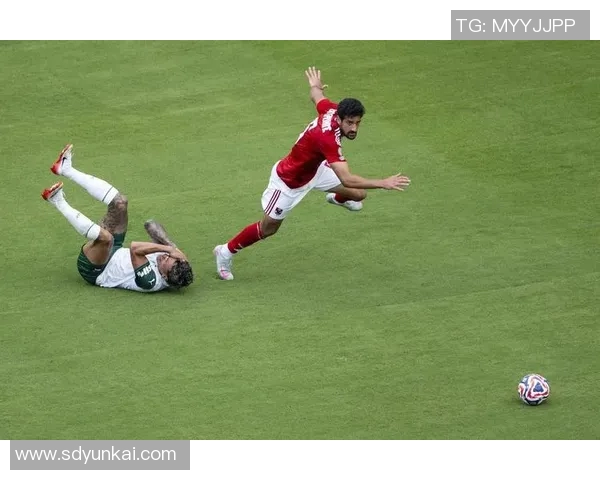 足球场上的搞笑瞬间明星们的幽默时刻大盘点